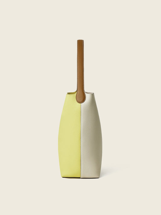 Hpai Medium Binah Bucket Bag in Leather - Lumi