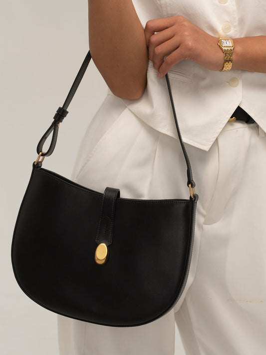 Hpai Clock Bag In Leather - Black